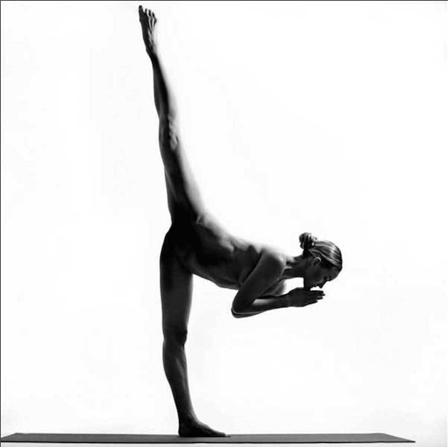 NudeYogaGirl_5