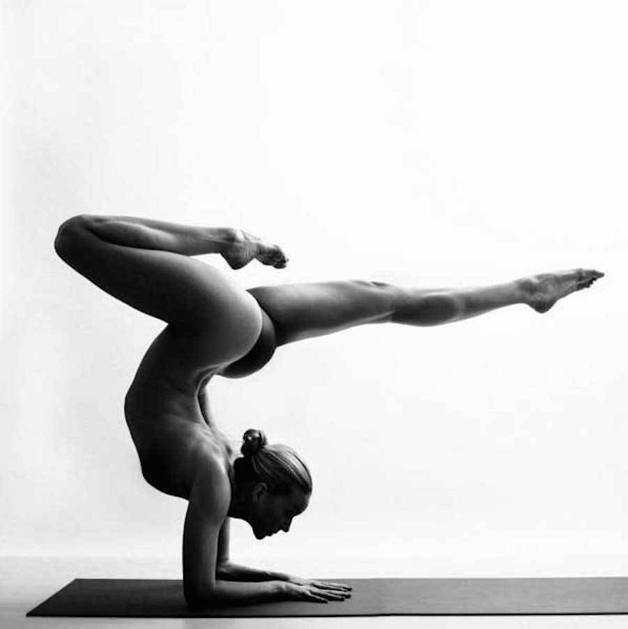 NudeYogaGirl_8