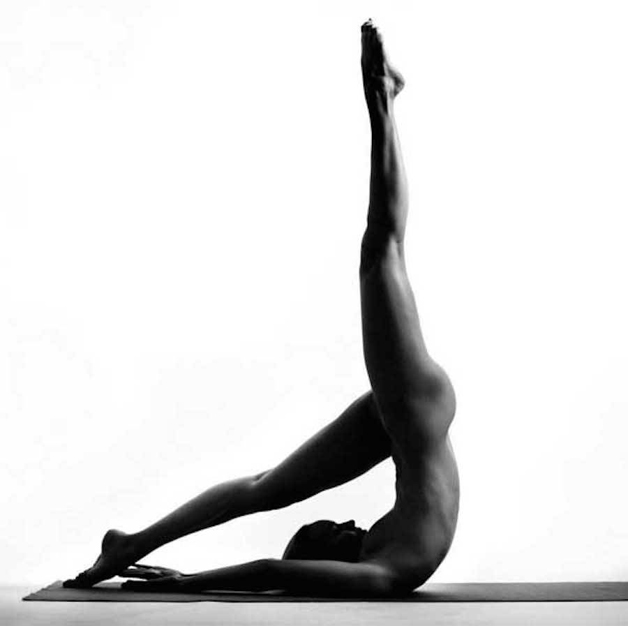NudeYogaGirl_10